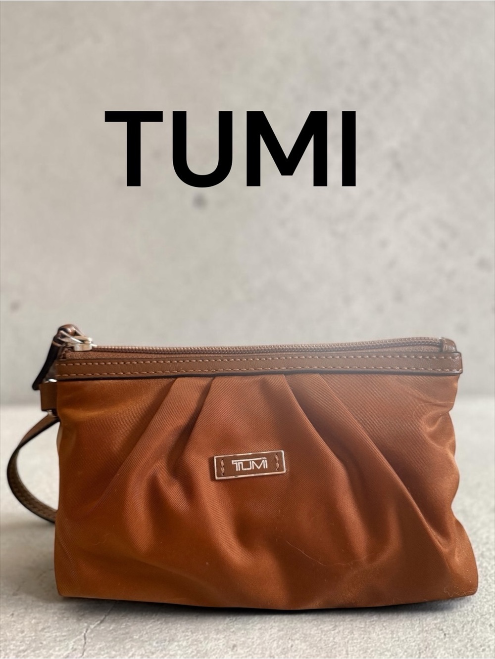 TUMI Nylon Wristlet Pouch Cosmetic Bag Travel Organizer Brown Leather Trim